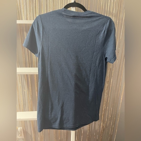 Marvel Deadpool riding unicorn over a rainbow shirt new without tag, size small. - Picture 4 of 4